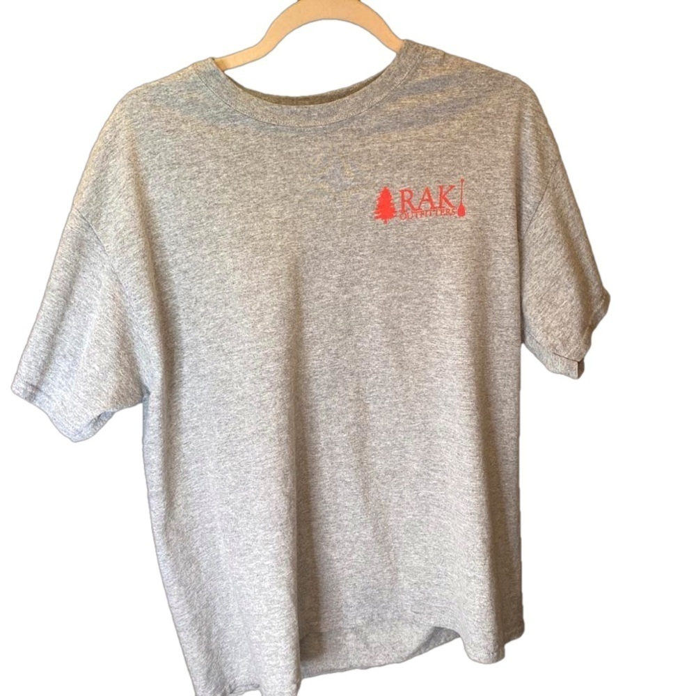 Rak Outfitters size L T shirt